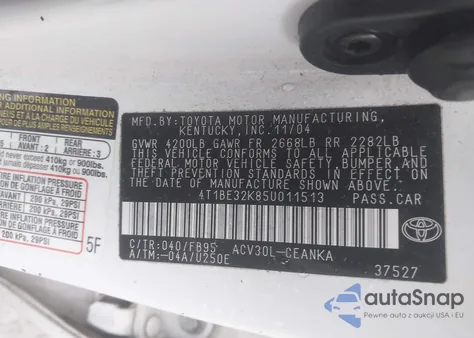 2005 Toyota Camry Le z USA, uszkodzony, nr VIN 4T1BE32K85U011513